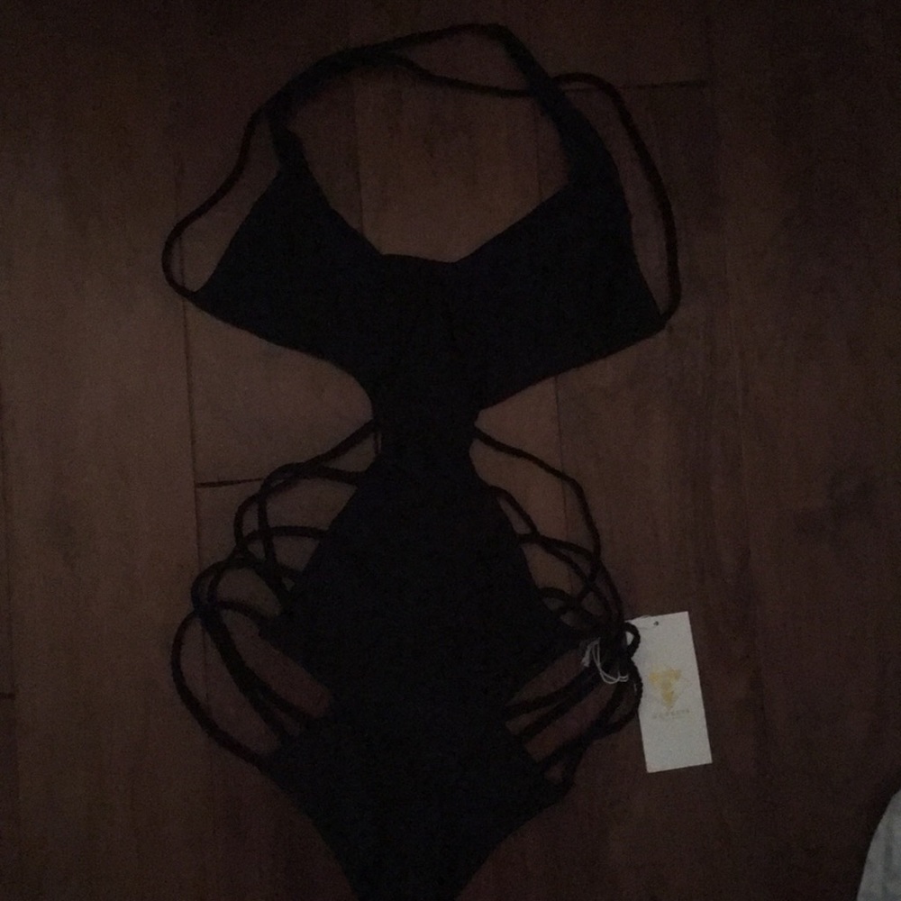 Goddess Eden one piece reversible